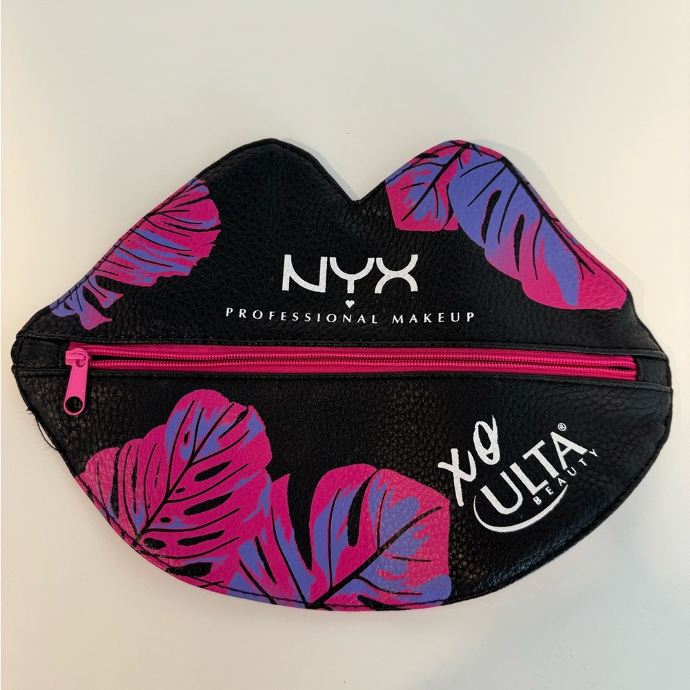 Cosmetic bag